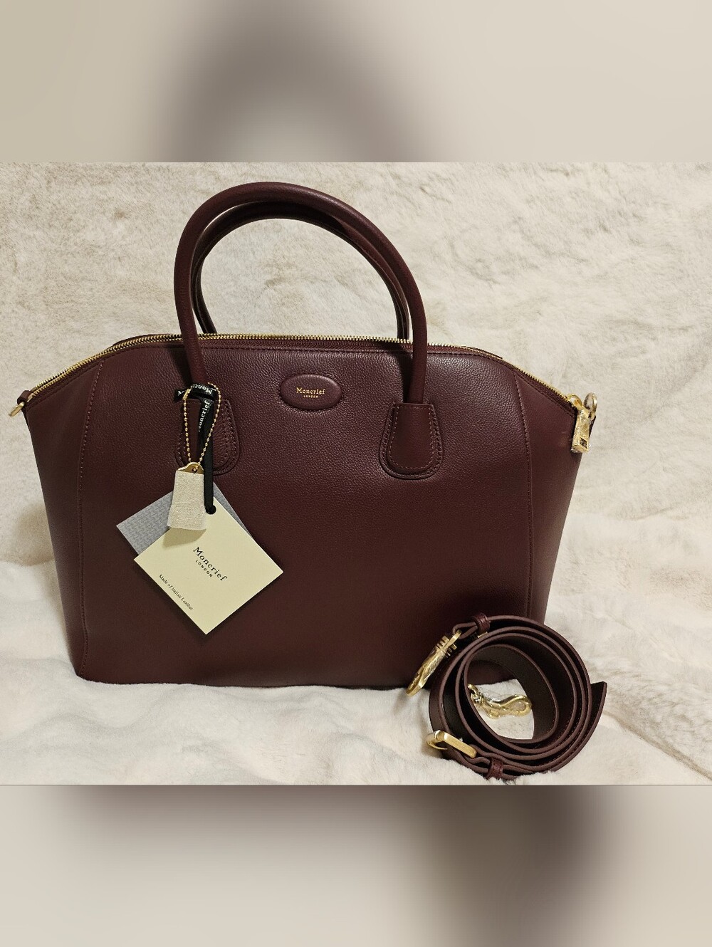 Moncrief London Leather Tote Classic Bag  Color Burgundy